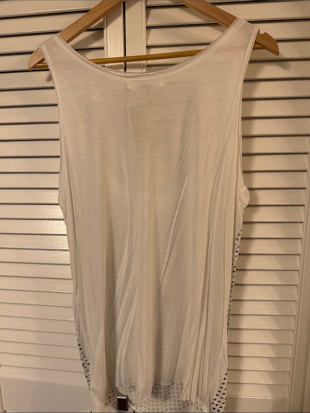 NWT Michael Michael Kors White Studded Tank Top – Silver Accents – Size XL - Picture 3 of 3